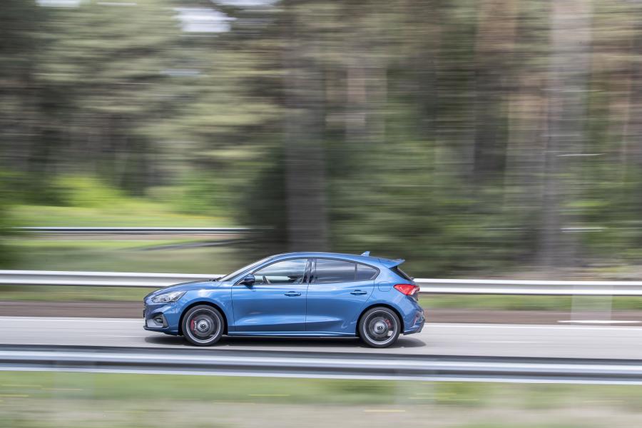  Ford Focus ST 2019 года  (WW) (фото 27 из 43)